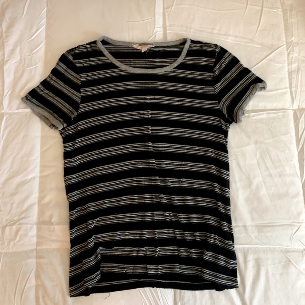 Black grey and white striped lounge tee